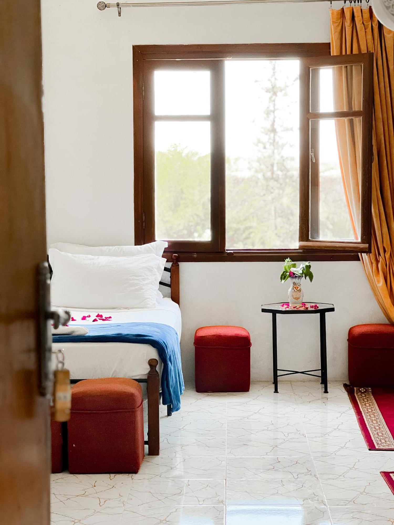 Guest House Qodwa Sidi Abdallah Ghiat 外观 照片